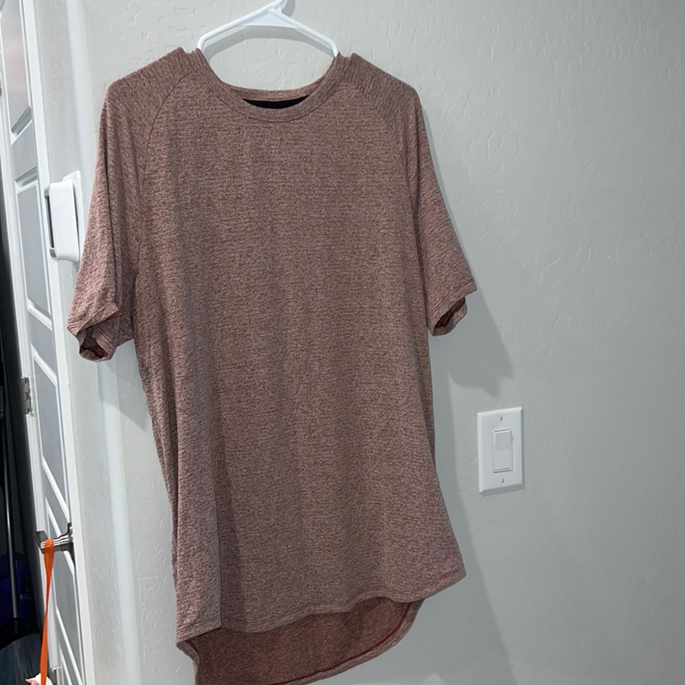 Mens lululemon tshirt size Large